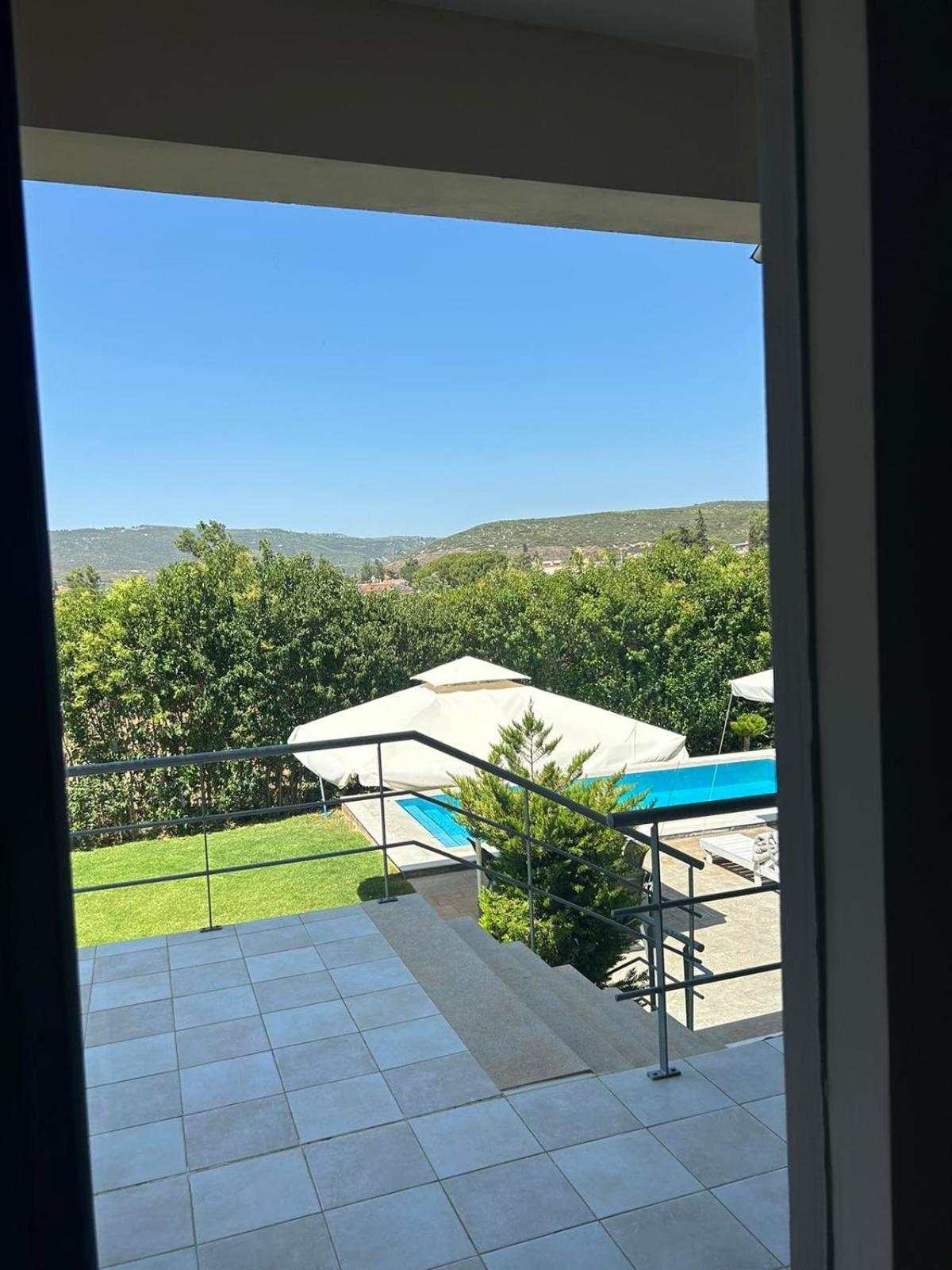 Villa Constangie Marathon  Luaran gambar