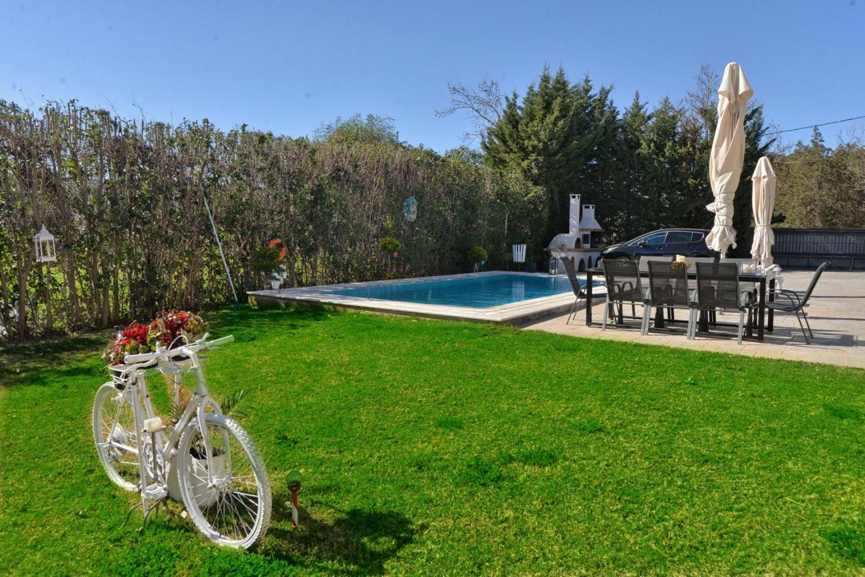 Villa Constangie Marathon  Luaran gambar