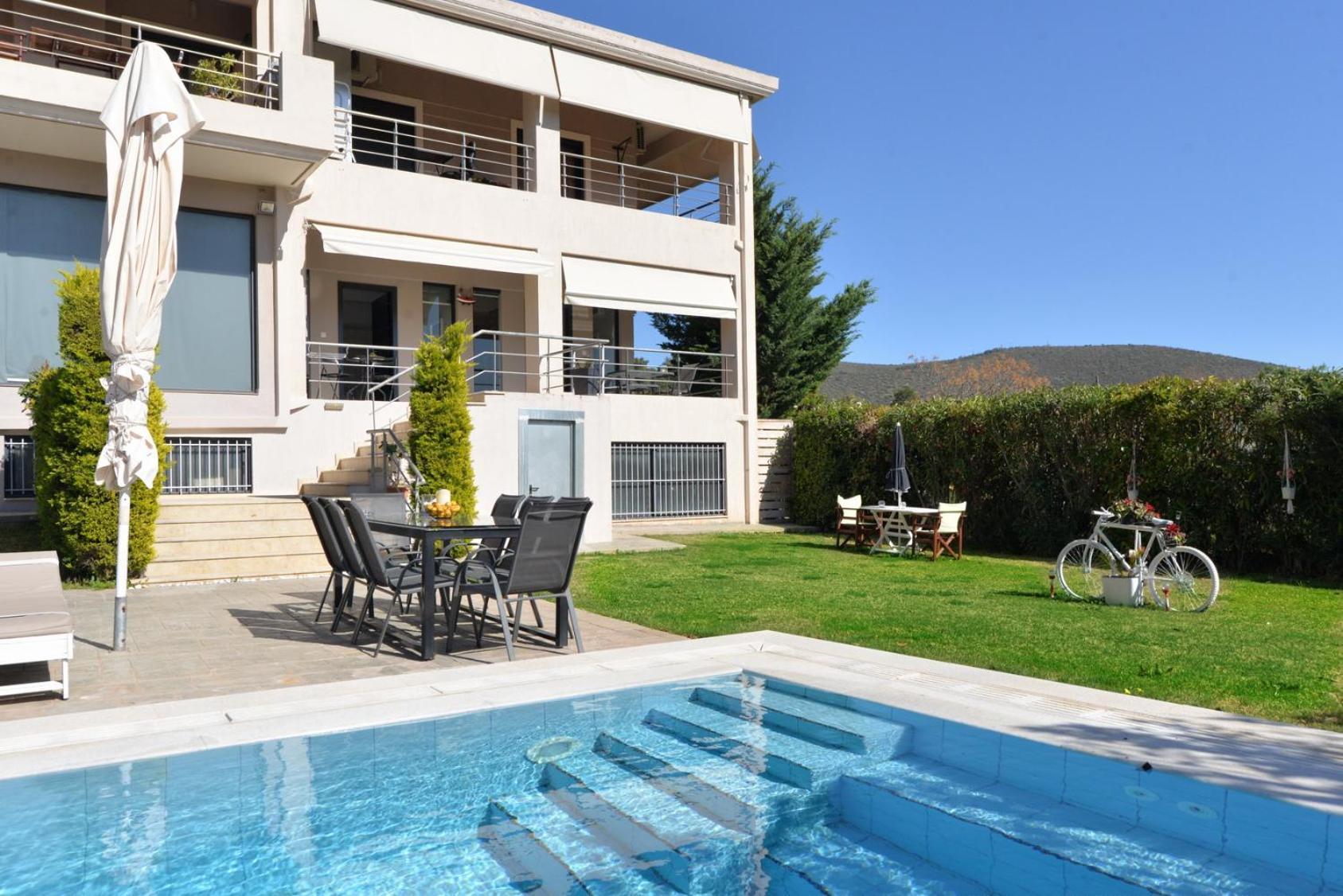 Villa Constangie Marathon  Luaran gambar